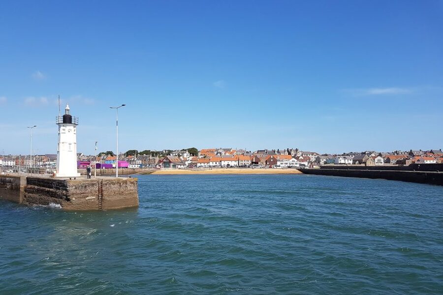 From Edinburgh: St Andrews and Fishing Villages of Fife Tour - St Andrews in about three hours, the right amount of time for first-timers
