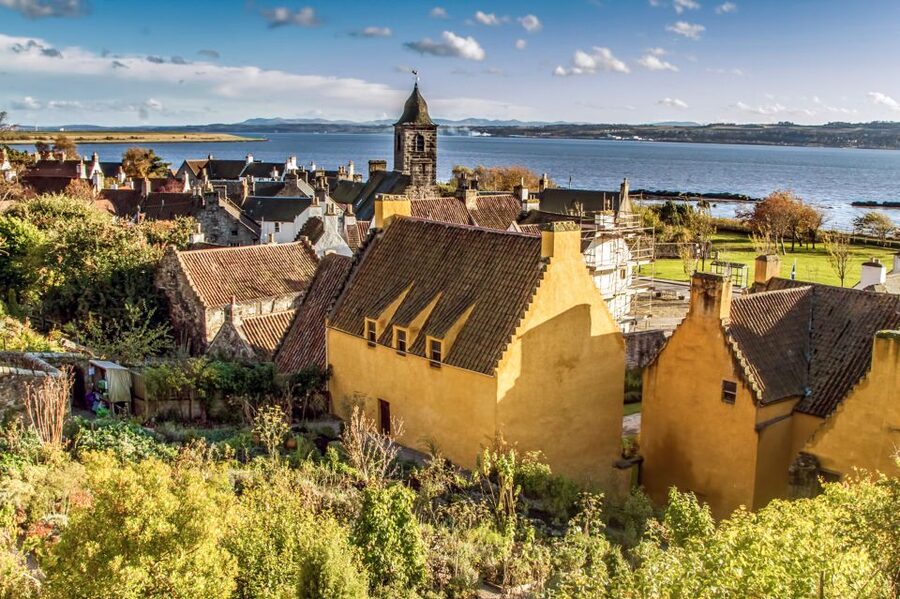 From Edinburgh: The Outlander Experience Guided Tour - Price, Entrance Fees, and What You Might Need to Pay On Site