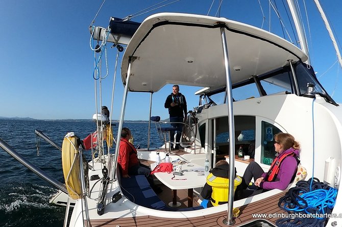 Full Day Sailing Trip - Lunch stop at Inchkeith Island: plan your food, then enjoy the pause