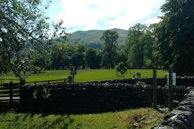 Full-Day Tour Loch Lomond, Stirling Castle and The Trossachs - Included treats: the whisky and shortbread are more than a gimmick