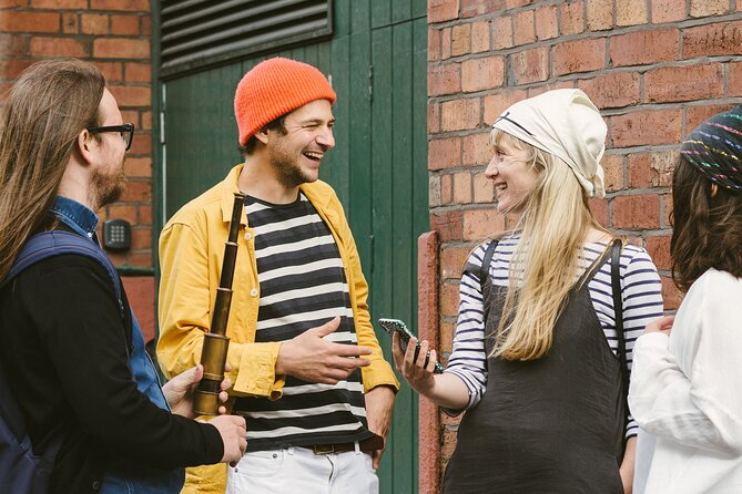 Fun, Flexible Treasure Hunt Around Edinburgh with Cryptic Clues & Hidden Gems - How the Game Works Like WhatsApp, Not Like a Lecture