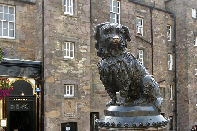 Fun, Flexible Treasure Hunt Around Edinburgh with Cryptic Clues & Hidden Gems - National Museum of Scotland and McEwan Hall: Spot Architecture and Moments