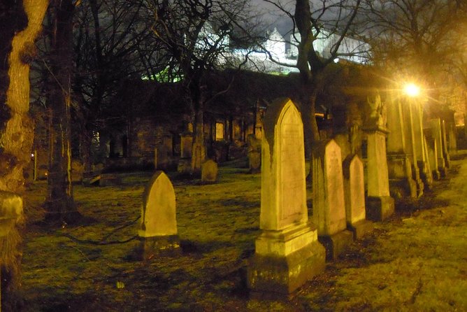 Ghosts, Mysteries, and Witches Tour - North Bridge: a bridge over burial grounds and legends that grew anyway