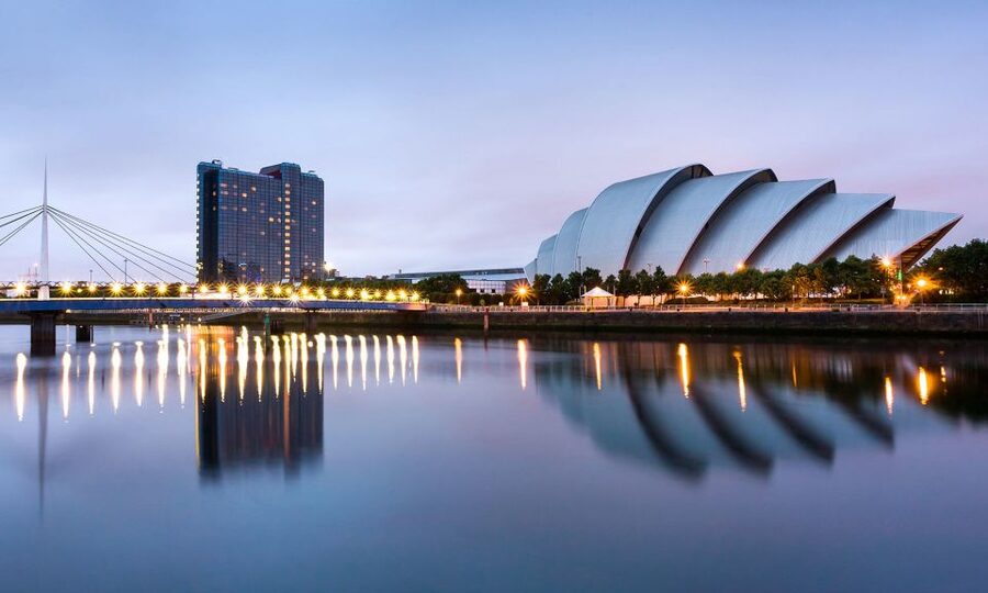 Glasgow and Scottish Lakes Tour in Italian - A one-day Highlands fix, with Glasgow on the same ticket