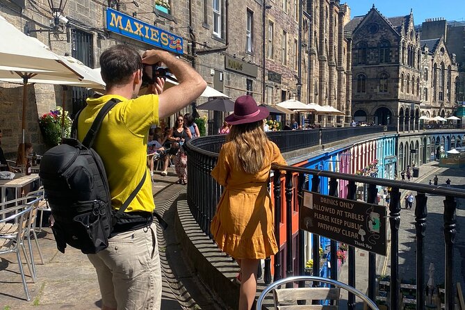 Guided 60-Minute Photography and sightseeing Tour in Edinburgh - Greyfriars Bobby: a story stop plus Instagram editing practice