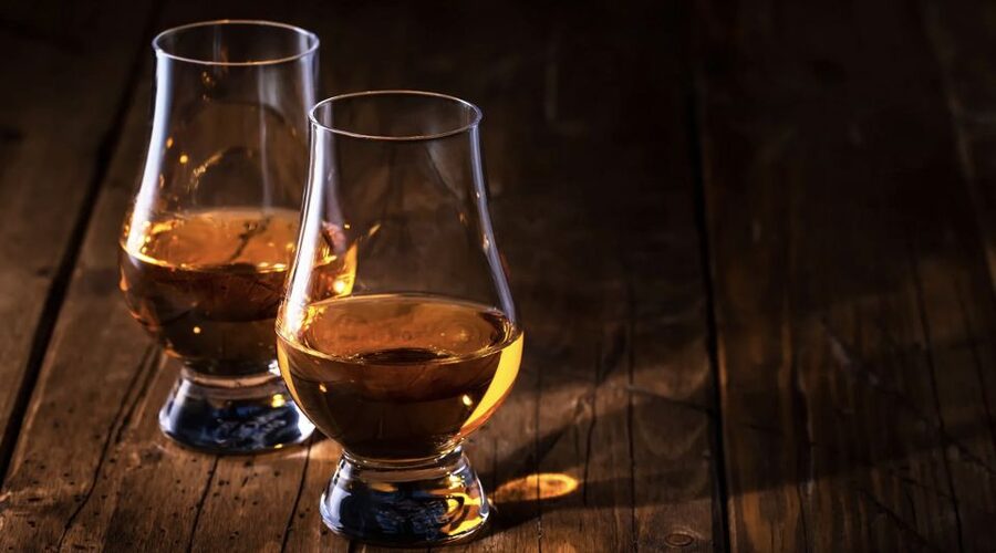 Haggis paired with whisky & gins in 56 North distillery! - What the 2 hours are really buying you