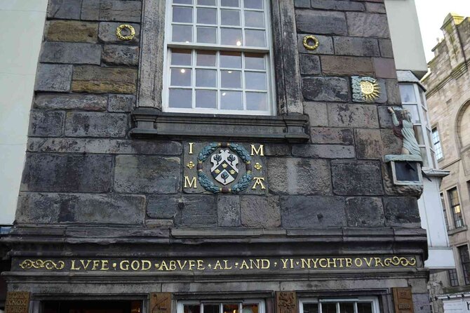 Highlights from the Royal Mile: A Self-Guided Audio Tour - Deacon Brodie and the “real-life Dr Jekyll” angle