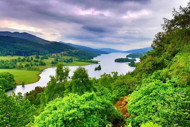 Highlights of Scotland Custom Private Tour from Edinburgh - Stirling Castle: ceremony, characters, and that royal spotlight