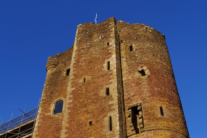 Jamie Fraser Outlander tour to Lallybroch tours Edinburgh - Stop 3: Linlithgow Palace, Wentworth Prison context, and the Stewart kings connection