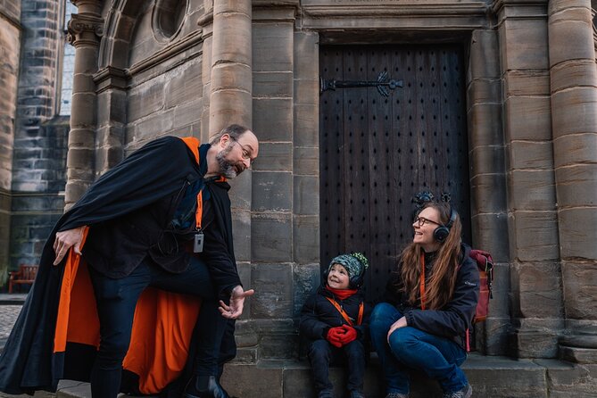 Kids Multi-Sensory Underground Vaults Tour in Edinburgh - Royal Mile storytelling: horse-drawn clatter and real 19th-century darkness