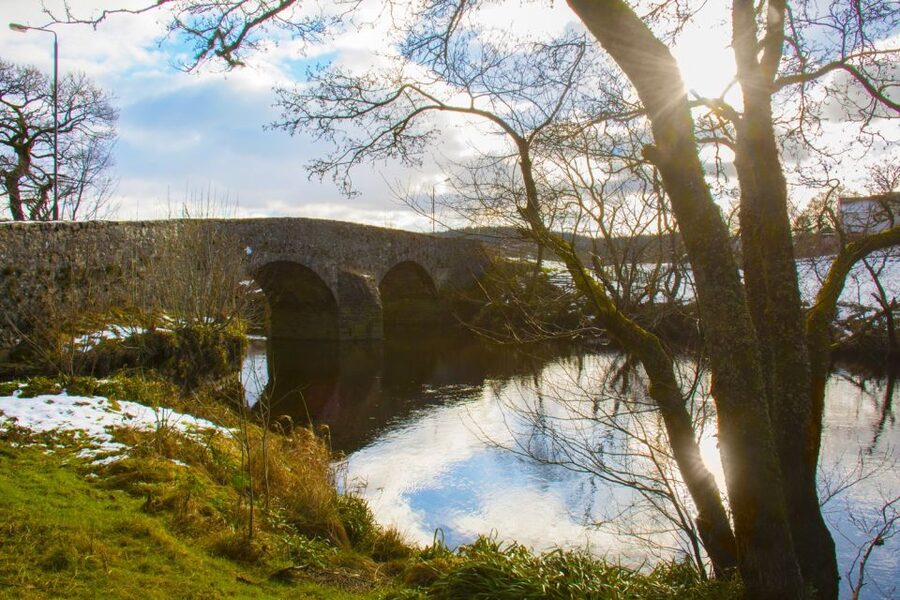 Loch Lomond, Highlands & Stirling Castle Tour from Edinburgh - Price and value: what $80 buys, plus the extras you may want
