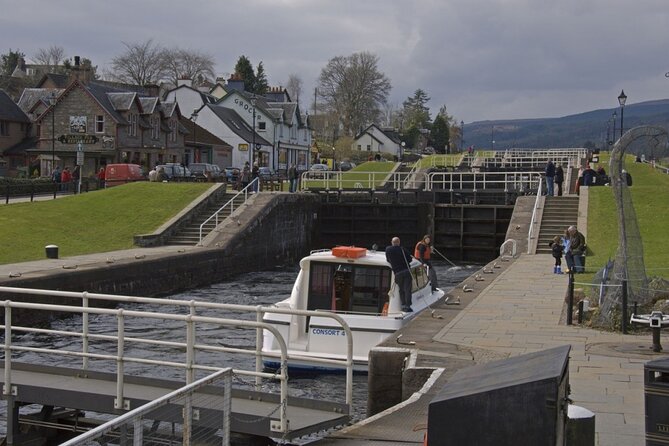 Loch Ness, Glencoe & Highland Small-Group Day Tour from Edinburgh - Callander refresh stop: a Highland warm-up with zero entry hassle