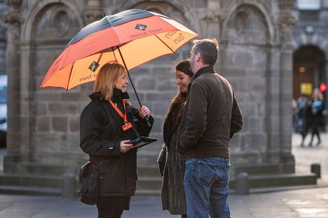 Multi-Sensory Night Walking Tour with Haunted Vaults in Edinburgh - The Guides: Why Performance Makes the Difference