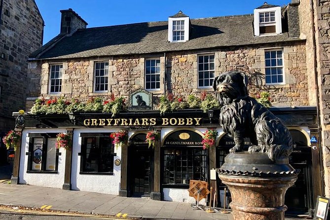 Old Edinburgh Private Walking Tour - City Chambers and the Underground Idea: The Curiosity Factor