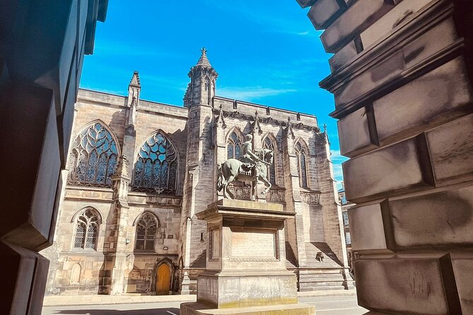 Old Town Walking Tour - The route you will actually walk: rebellion stops you can place on a map