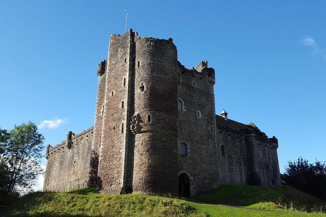 Outlander Day Tour from Glasgow - Stop 1: Blackness Castle and the Fort William on-screen connection