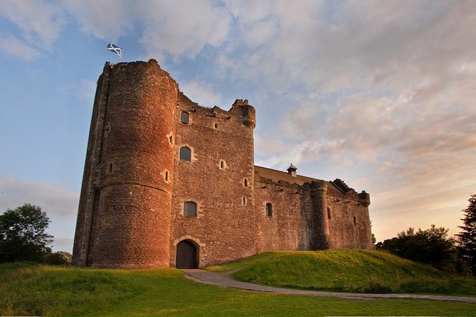 Outlander locations experience, Private Tour in a premium Minivan - Outlander fans, this private day makes the show make sense