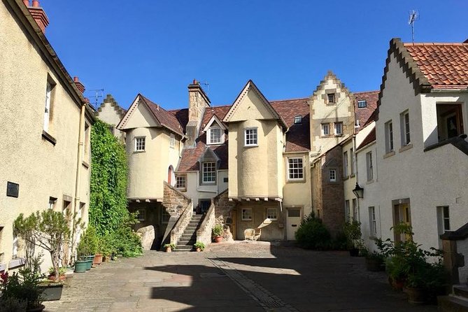 Outlander Walking Tour of Edinburgh's Old Town - Price and Group Size: Is It Good Value?