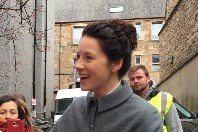 Outlander Walking Tour of Edinburgh's Old Town - Timing and Weather: When Darkness Changes the Experience
