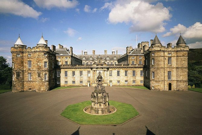 Palace of Holyroodhouse Admission Ticket - Opening hours and seasonal timing that can change your plan