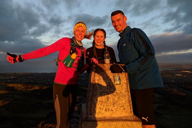 Panoramic Running Tour of Edinburgh - Queen at the Palace and Tales of the Hanging Site