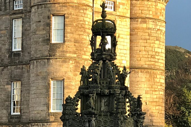 Private Edinburgh City 4-Hour Guided Tour in a black cab LEVC TX - Price and Value: When a Private 4-Hour Cab Tour Makes Sense