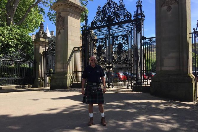 Private Edinburgh City Tour - Medieval market area and Scotland’s national museum break
