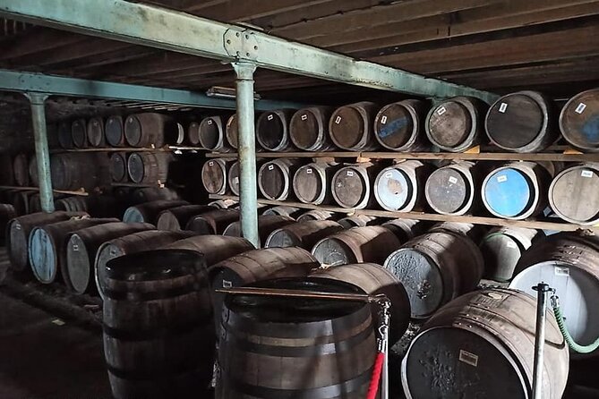 Private Highland whisky tour from Edinburgh- Build your own tour! - Glengoyne, Glenturret, and Tomatin for tastings with a bit of theater