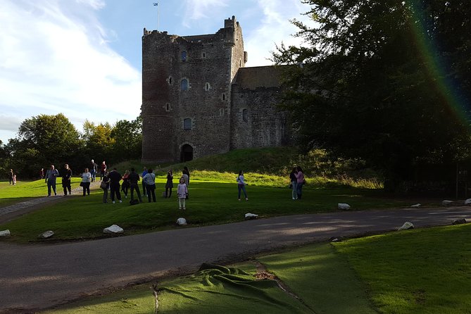 Private Outlander Day Tour from Edinburgh - The full-day flow, from pickup to castle time