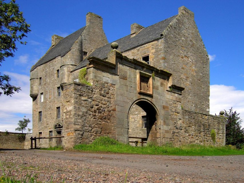 Private Outlander Tour for Small Groups - Why Outlander filming locations feel different when you’re there