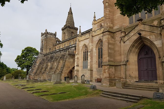 Private St Andrews, Dunfermline and Fife Day Tour from Edinburgh - Chariots of Fire filming spot and the Fife Coast feel