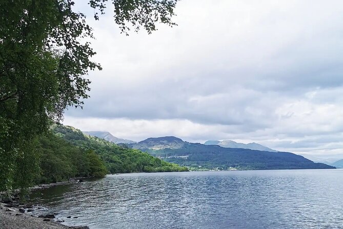 Private Tour to the Stunning Scottish Highlands & Glencoe - Stop 2: Inveraray and Loch Fyne, where the castle and the town both matter
