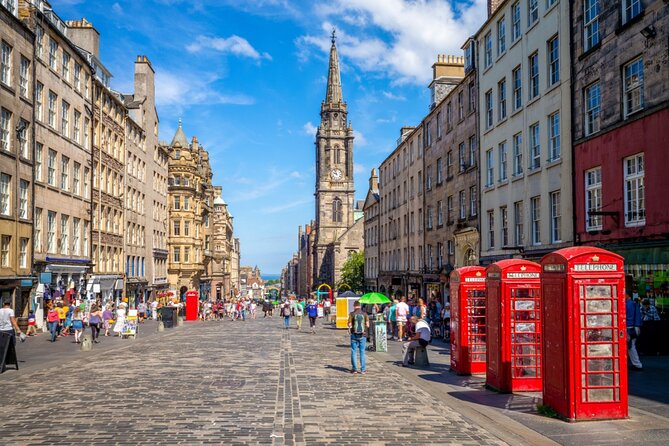 Private Walking Tour of Edinburgh Castle with Skip-the-Line - Price and Value at $765.71 Per Person