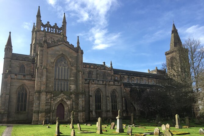 Rosslyn Chapel, Dunfermline Abbey and Stirling Castle Day Tour - How to make the most of a long day in Scotland