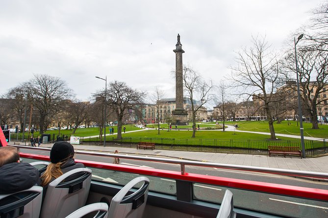 Royal Edinburgh Ticket - Hop-On Hop-Off and Attraction Admissions - Edinburgh Castle entry that feels pre-smoothed