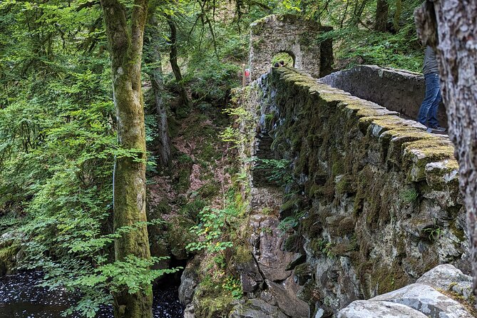 Scone Palace, Nature, Pitlochry, Whisky Experience from Edinburgh - From Edinburgh to the Forth Road Bridge, with instant big-scene vibes