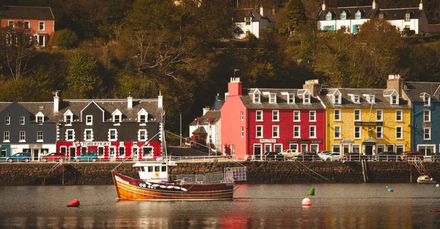 Scotland: West Highlands, Mull and Iona 4-Day Tour - Tobermory for 3 Nights: Your Calm Base on Mull