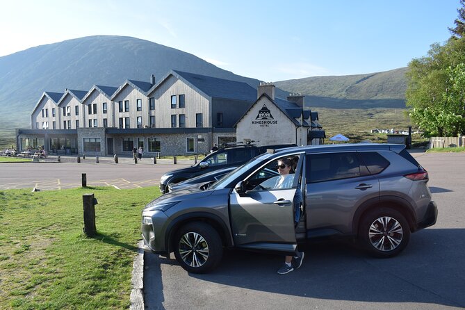 Scottish Highlands, Castles, Glencoe Day Trip from Edinburgh - From Parliament Square to Glencoe: Vehicle, Timing, and Car Comfort