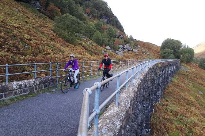 Scottish Highlands Freedom Bike & E- Bike Tour with Transfers - Loch Lomond and Trossachs by bike, guided along a disused railway line