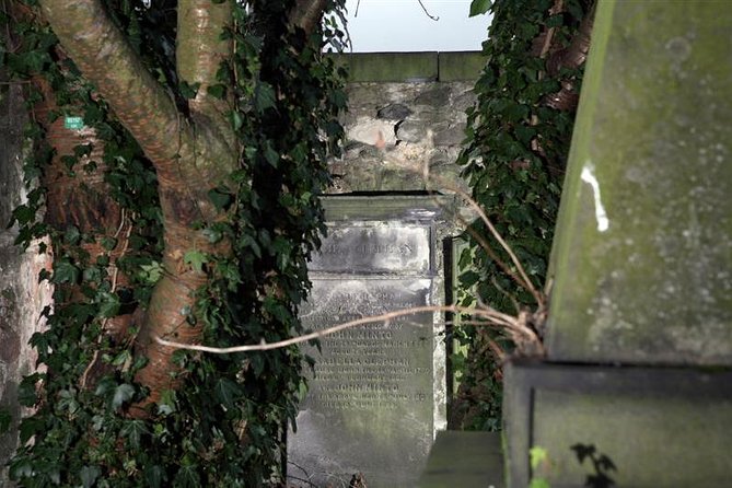 Small Group Edinburgh Underground Vaults & Graveyard Ghost Tour - Price and What You Actually Get for About $43.41