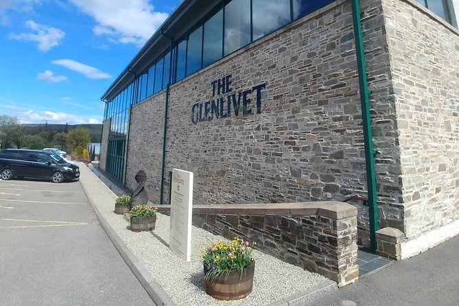 Speyside Whisky Tour - Three Distilleries Included - Private - 5 Star Reviews - Getting picked up from Edinburgh and staying comfortable for 12 to 14 hours