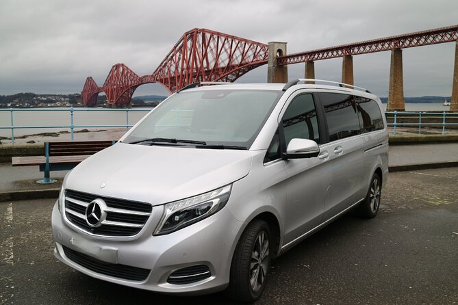 St Andrews and Culross Luxury Day Private Tour - St Andrews Links time: Old Course views and the Swilcan Bridge moment