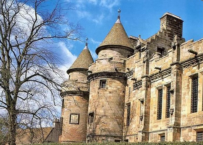St Andrews and Falkland Palace Tour from Edinburgh - Falkland Village and Falkland Palace, Including Those Historic Tennis Courts