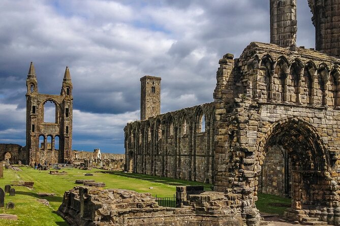 St Andrews, Fife Coast Walk & Historic Abbey Tour from Edinburgh - Lady’s Tower coastal walk: 45 minutes to stretch your legs