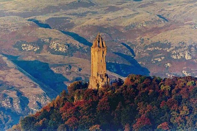 Stirling Castle Loch Lomond and Trossachs National Park day tour - The First Move: Waterloo Place and the 9:00 am Start