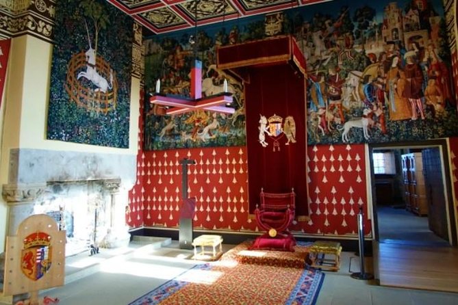 Stirling Luxury Private Day Tour from Edinburgh - Birds & Bees lunch near Wallace Monument: a warm break