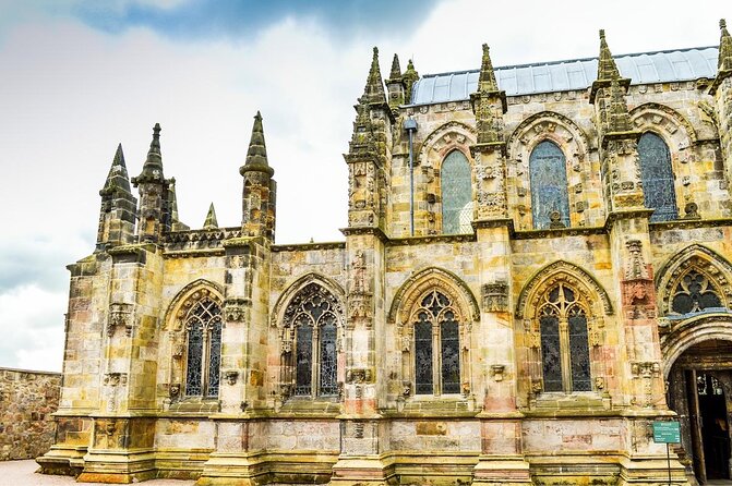 Stone & Story: Rosslyn Chapel & Melrose Abbey Private Day Trip - Key things that make this private trip work