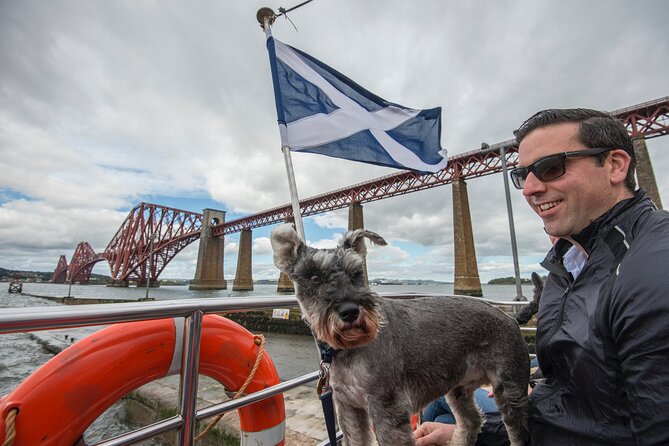 Stunning 90-Minute Firth of Forth Sightseeing Cruise Adventure - Wildlife spotting: seals, puffins in season, and photo time