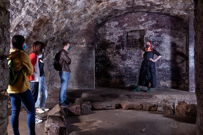 Underground Vaults Walking Tour in Edinburgh Old Town - Timing, Pace, and Group Flow in Crowded Underground Space