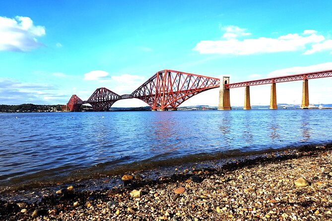 Wallace monument, Stirling Castle, Linlithgow Palace Private Tour - Forth Bridges Stop: UNESCO Views Plus Modern Engineering